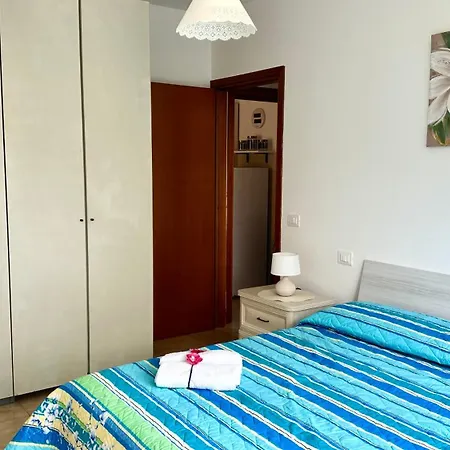 Se079 - Senigallia, Bilocale Con Giardino Vicino Al Mare